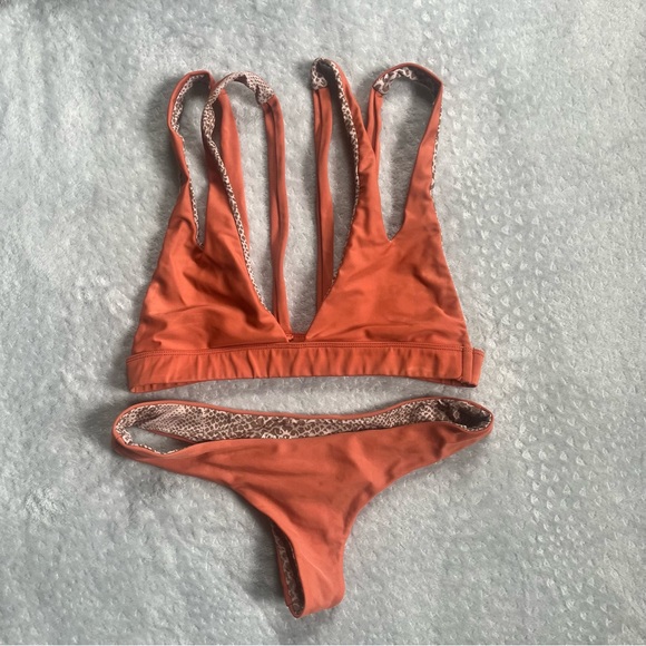 Acacia set plantation top medium and hookipa bottoms small in li hing - Picture 1 of 4